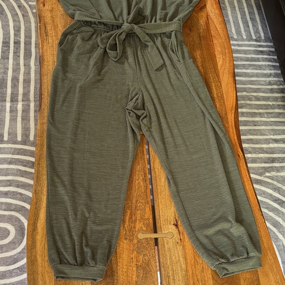GAP Factory Olive Green Women's Jumpsuit - Picture 3 of 15